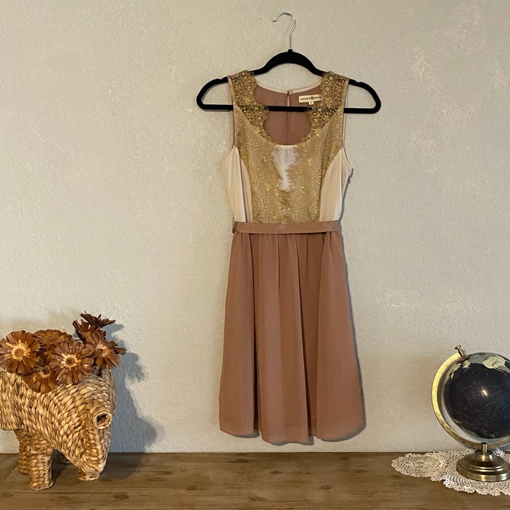 Small altar’d state dress